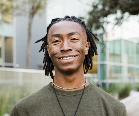 Headshot of Teddy Wyche